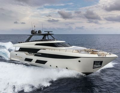 Ferretti 920