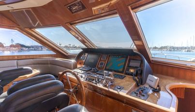 MALOU For Sale image18