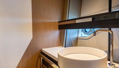 2024 Ferretti 720 For Sale image48