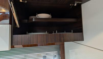 Tender Garage & Hi/Lo Swimplatform For Sale image52