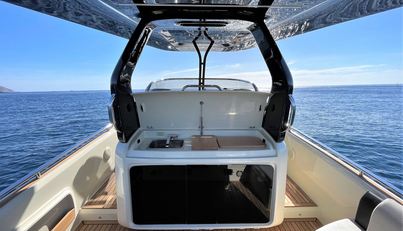 INVICTUS 320 GT For Sale image9