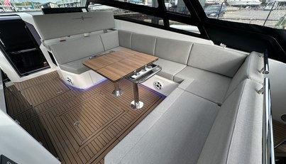 Bavaria Vida 33 Hard Top Layout 2 For Sale image20