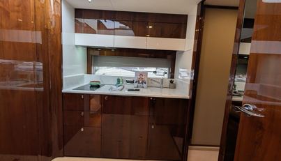 Tender Garage & Hi/Lo Swimplatform For Sale image34