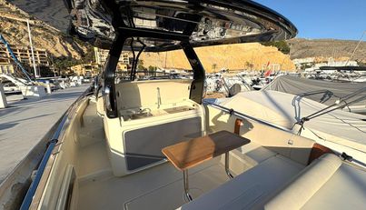 320GT For Sale image7