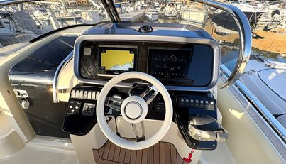 320GT For Sale image14