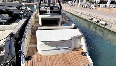 INVICTUS 320 GT For Sale image5