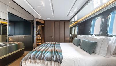 ICE OF LONDON For Sale image29