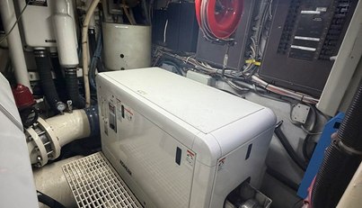 Hatteras 92' For Sale image41
