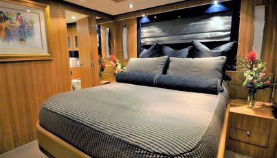 BON VIVANT For Sale image16