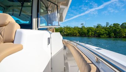 42 Lujo For Sale image25