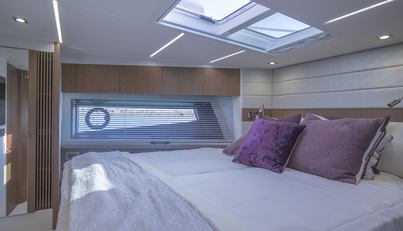 QUEEN B For Sale image28