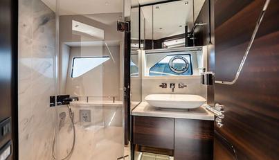 PREDATOR 65 For Sale image82