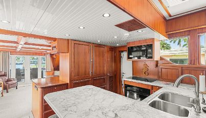 SEAS TO SEE For Sale image10