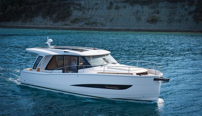 Greenline 39 For Sale image1