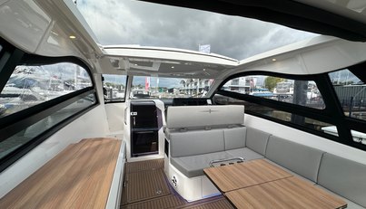 Bavaria Vida 33 Hard Top Layout 2 For Sale image13