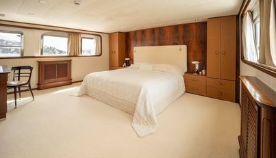 Classic 40m Benetti For Sale image11