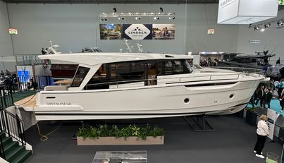 Greenline 42 For Sale image3