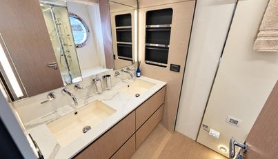 BELLA KATRIN - AZIMUT 72 For Sale image19