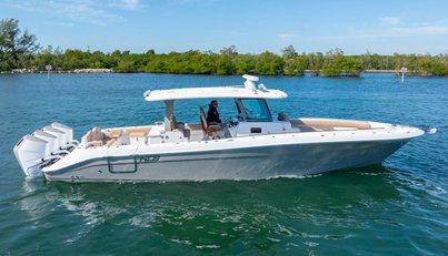 42 Lujo For Sale image4