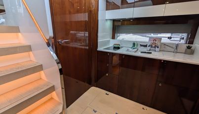 Tender Garage & Hi/Lo Swimplatform For Sale image38