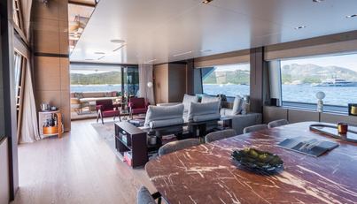 QUEEN J III For Sale image14