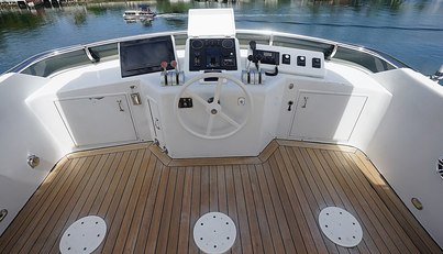 Hatteras 92' For Sale image31