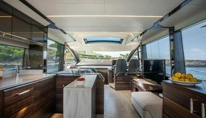 65 SPORT YACHT For Sale image7