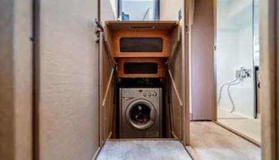 V & A For Sale image38