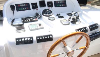 85 AZIMUT For Sale image25