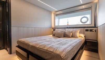 MAGIC MOMENT For Sale image43