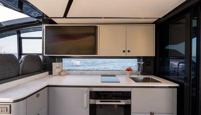 PREDATOR 55 For Sale image18