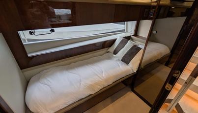 Tender Garage & Hi/Lo Swimplatform For Sale image53