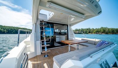 V & A For Sale image11