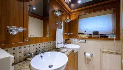 ST. TROPEZ For Sale image44