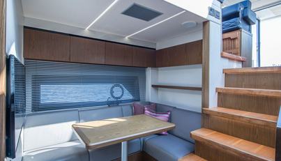 QUEEN B For Sale image21