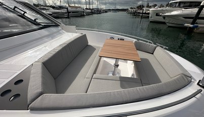 Bavaria Vida 33 Hard Top Layout 2 For Sale image5
