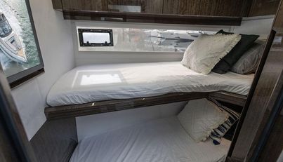 Galeon 510 SKY For Sale image45