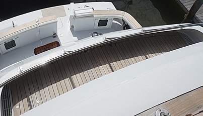 Hatteras 92' For Sale image33