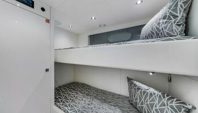 95 YACHT For Sale image83