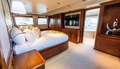 2008 BENETTI CLASSIC 121 For Sale image55