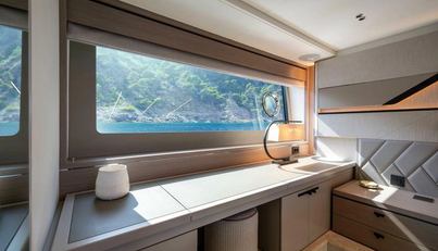 75 SPORT YACHT For Sale image470