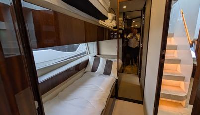 Tender Garage & Hi/Lo Swimplatform For Sale image33