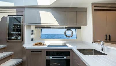 75 SPORT YACHT For Sale image244