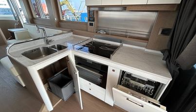 Sirena 58  For Sale image12