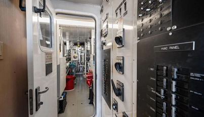 Think B.I.G For Sale image97