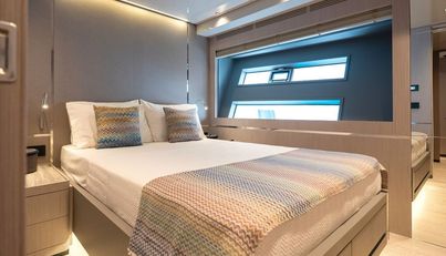 ARCADIA SHERPA 80 XL LA CREME For Sale image34