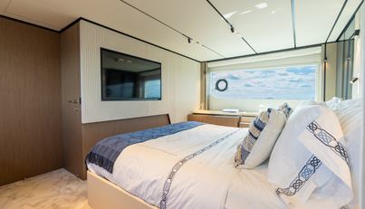 2024 Ferretti 720 For Sale image43