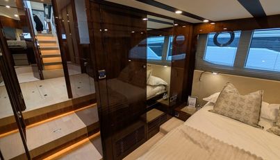 Tender Garage & Hi/Lo Swimplatform For Sale image47