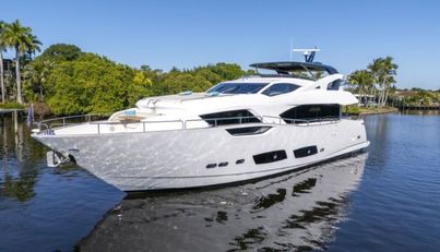 95 YACHT For Sale image1