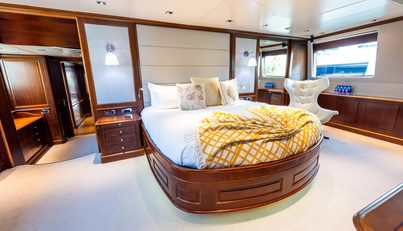 2008 BENETTI CLASSIC 121 For Sale image54